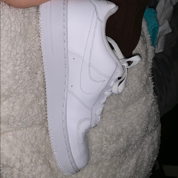 air force 1 white low grade school